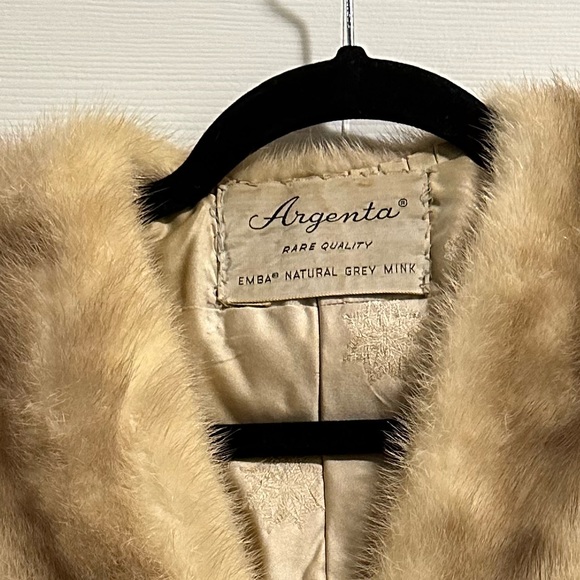 Vintage Argenta Emba Natural Mink Fur Shawl - Picture 2 of 2